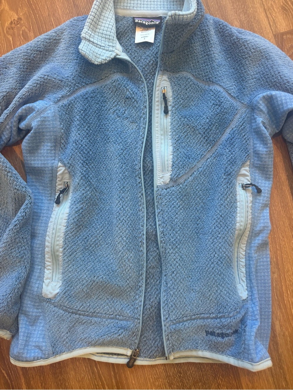 Patagonia vintage women’s R2 fleece lined Jacket small fuzzy full zip light blue - Picture 5 of 7